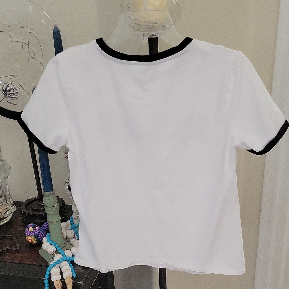 Michael Kors Womens White Tee with Black Trim and Daisy Sparkle Logo - Picture 2 of 9